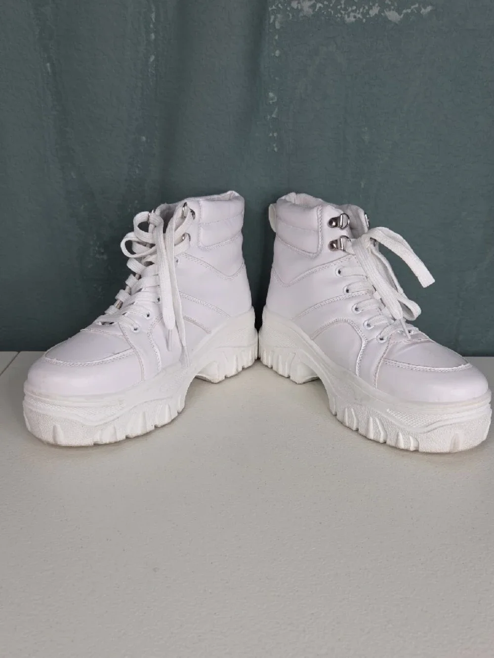 White Platform Lace-Up Women's Boots